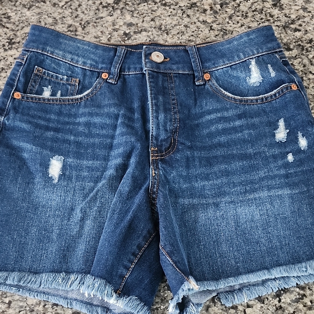 SoundStyle Hope High Rise Distressed Easy Fit Shorts Size 6